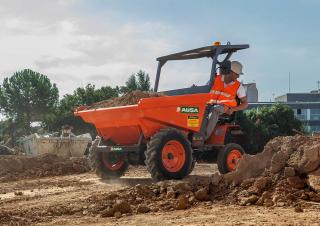 Bennes sur pneus Ausa D 150 RM x4