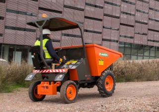 Bennes sur pneus Ausa D 150 RMA