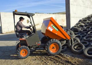 Bennes sur pneus Ausa D 150 RMA