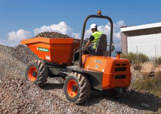 Bennes sur pneus Ausa D 600 APG