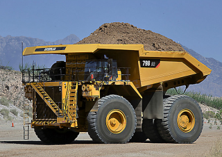 Tombereaux Rigides Caterpillar 798 AC