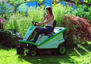 Tondeuses à gazon autoportées et tracteurs de jardin Etesia BAHIA MKM