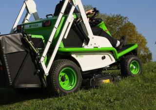 Tondeuses à gazon autoportées et tracteurs de jardin Etesia HYDRO 124 DL
