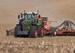 Tracteurs 4WD Fendt 1042 Vario PowerPlus