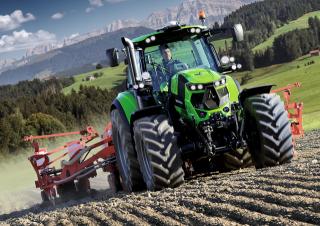 Tracteurs 4WD DEUTZ-FAHR 6215 Agrotron RCShift 