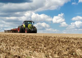Tracteurs 4WD Claas Axion 800 