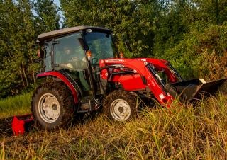 Tracteurs 4WD Massey Ferguson MF 1755 M MC 