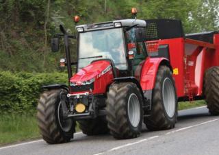Tracteurs 4WD Massey Ferguson MF 5430-4 Freisicht
