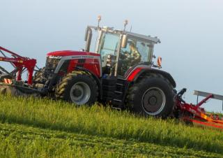Tracteurs 4WD Massey Ferguson MF 8S.225