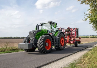 Tracteurs 4WD Fendt 1048 Vario Power+ 