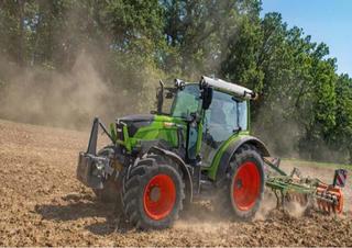 Tracteurs 4WD Fendt 210 S Vario Power