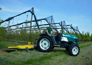 Tracteurs 4WD Arbos 3040