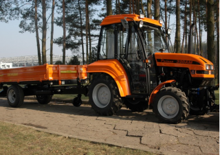 Tracteurs 4WD Pronar 320AMK