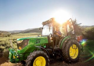 Tracteurs 4WD John Deere 5090GF