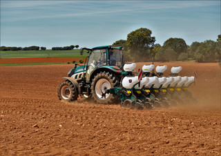 Tracteurs 4WD Arbos 5115
