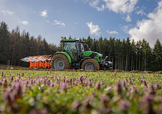 Tracteurs 4WD DEUTZ-FAHR 6135 C TTV 
