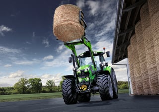Tracteurs 4WD DEUTZ-FAHR 6215 Agrotron 