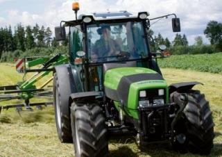 Tracteurs 4WD DEUTZ-FAHR Agroplus 320 INV.Idraulic