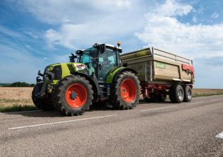 Tracteurs 4WD Claas Arion 460