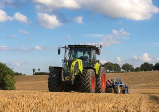 Tracteurs 4WD Claas Arion 630