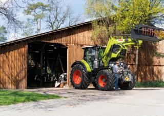 Tracteurs 4WD Claas Arion 650 Hexashift