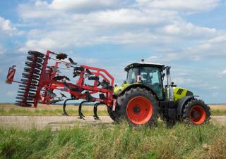 Tracteurs 4WD Claas Arion 650 Hexashift