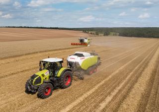 Tracteurs 4WD Claas Axion 870