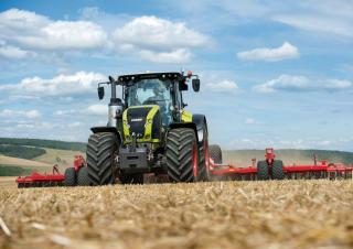 Tracteurs 4WD Claas Axion 940 