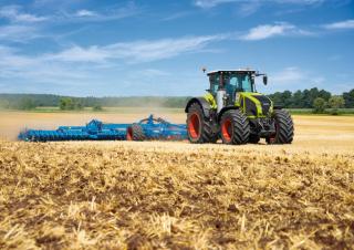 Tracteurs 4WD Claas Axion 940 