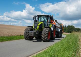 Tracteurs 4WD Claas Axion 940 