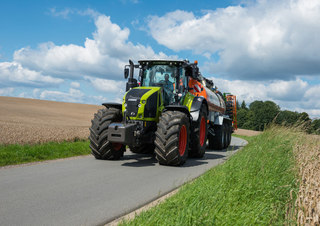 Tracteurs 4WD Claas Axion 960 