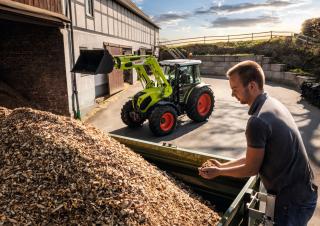 Tracteurs 4WD Claas Axos 2.105 