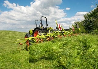 Tracteurs 4WD Claas Elios 210 Basic 