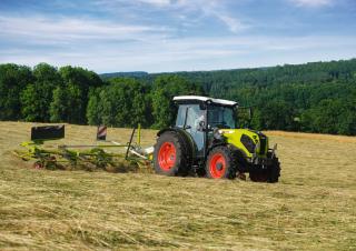 Tracteurs 4WD Claas Elios 2.75 Comfort