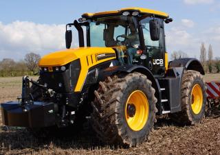 Tracteurs 4WD JCB Fastrac 4220