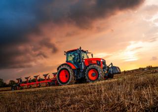 Tracteurs 4WD Kubota M7133 