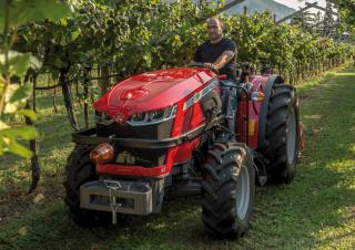 Tracteurs 4WD Massey Ferguson MF 3709 F