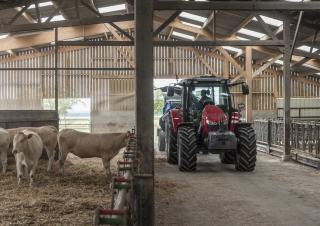 Tracteurs 4WD Massey Ferguson MF 5713SL