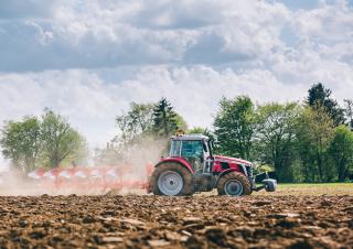 Tracteurs 4WD Massey Ferguson MF 7S.165