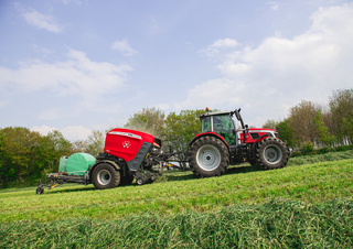 Tracteurs 4WD Massey Ferguson MF 7S.210