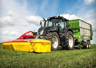 Tracteurs 4WD Valtra N 143