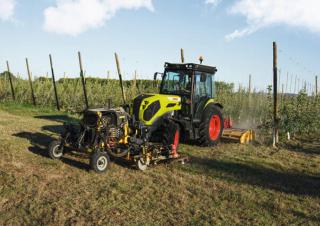 Tracteurs 4WD Claas Nexos 2.85 Trend L 