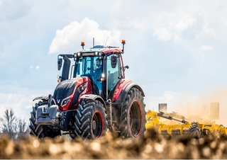 Tracteurs 4WD Valtra T144D SmartTouch