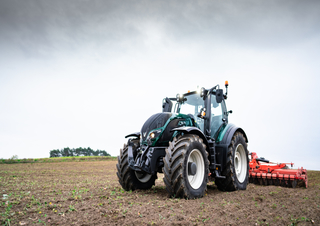 Tracteurs 4WD Valtra T174ED SmartTouch