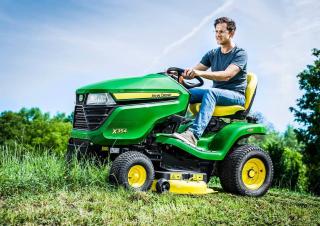 Tondeuses à gazon autoportées et tracteurs de jardin John Deere X354