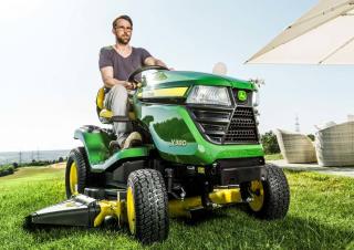 Tondeuses à gazon autoportées et tracteurs de jardin John Deere X380