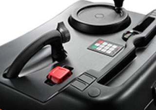 Tracteurs  d'entrepôt BT TSE 100 W 709 