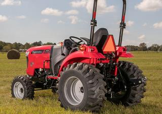 Véhicule Tracteurs municipaux Mahindra 1635 HST