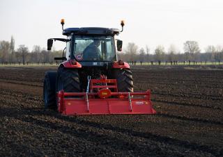 Tracteurs roues arrière Oliver 1600