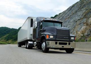 Camions Tracteurs routiers Mack PINNACLE CA68 Conventional CHU602 MP8 4x2